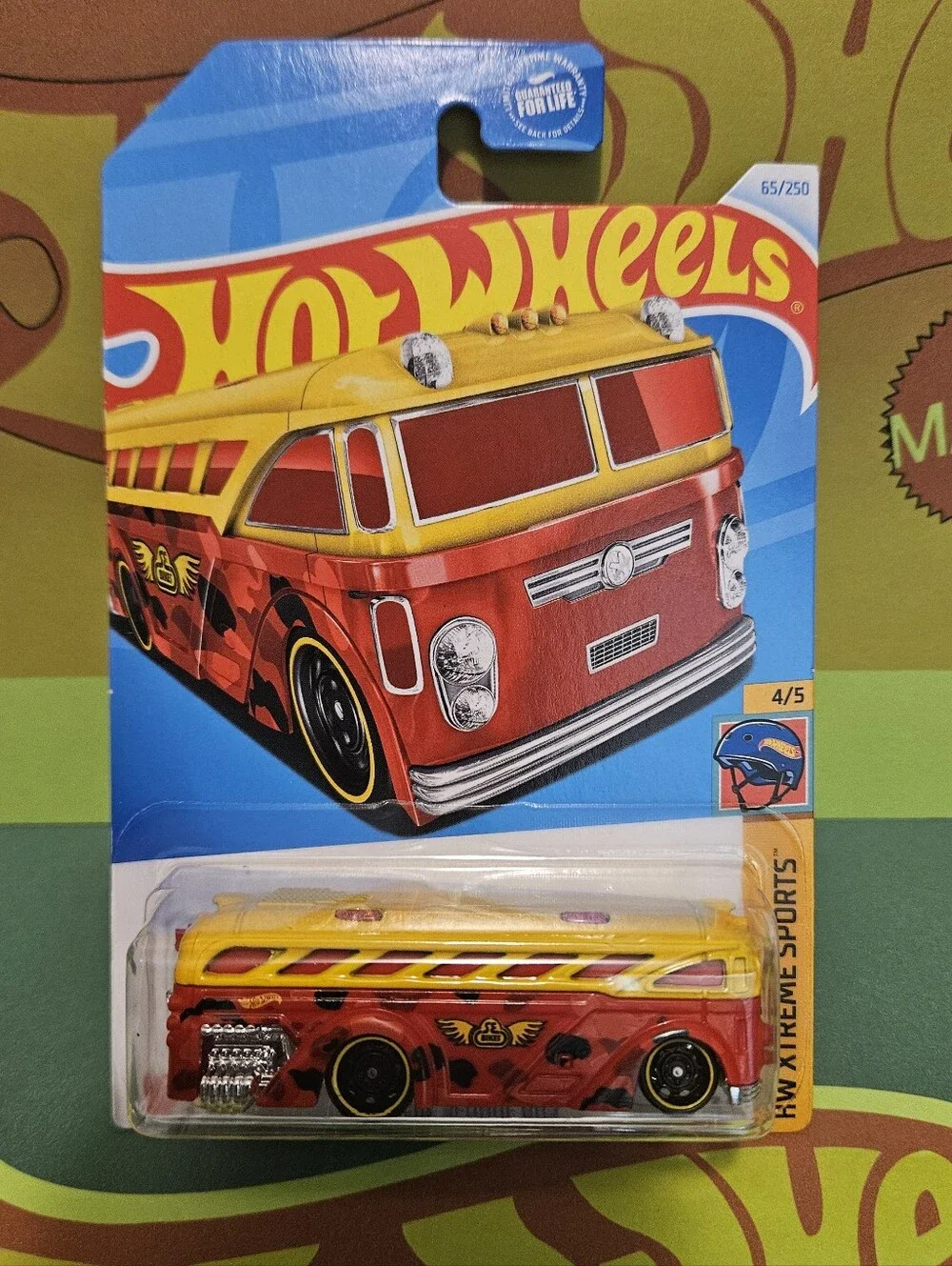 HotWheels Surfin'School BusRed and Yellow Die-Cast